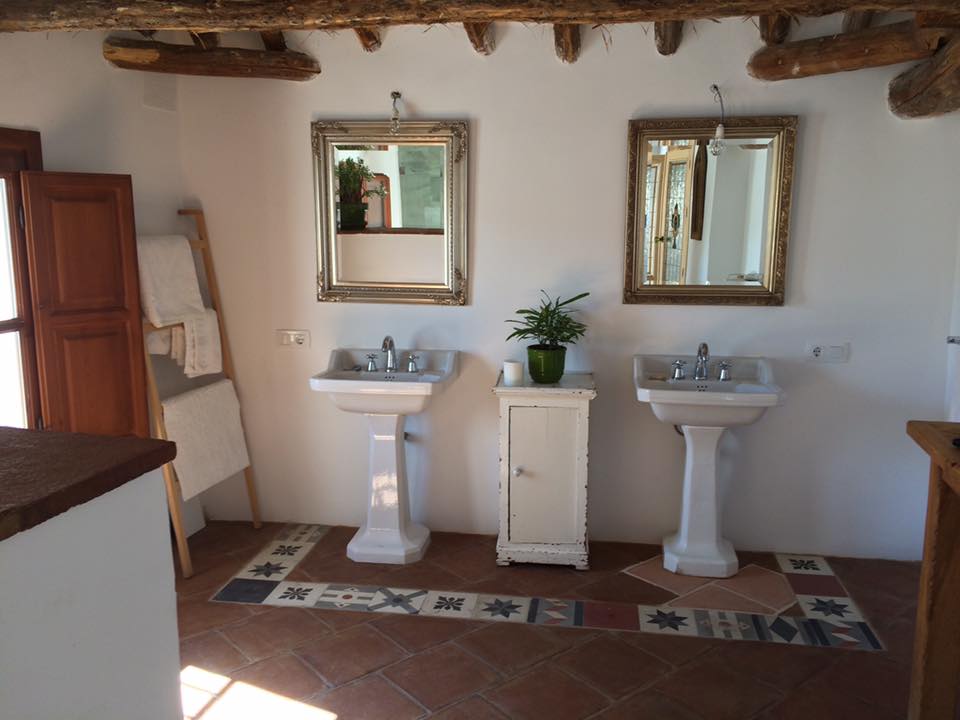 Main Suite Bathroom